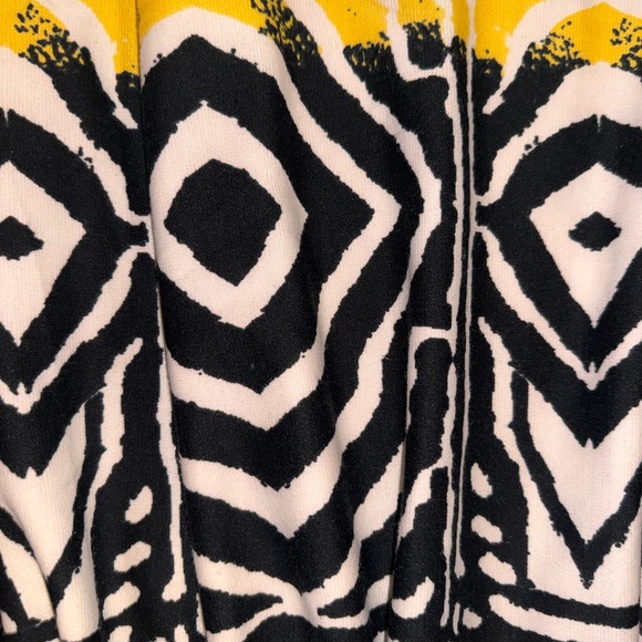 Connection 18 Black and White Mini Dress with Yellow Accents - Picture 6 of 8